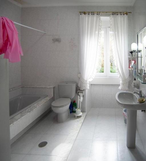 خانه 1 خوابه, Rakel