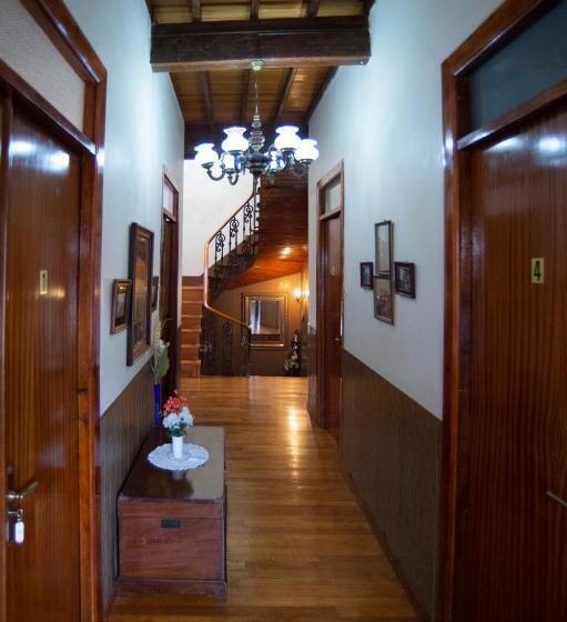 خانه 1 خوابه, Rakel