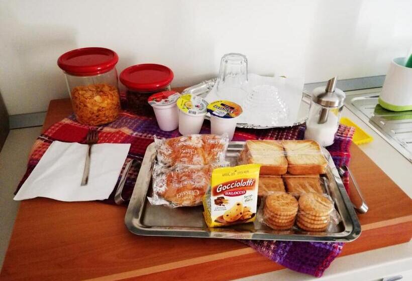 غرفة قياسية حمام مشترك, B&b La Magnolia