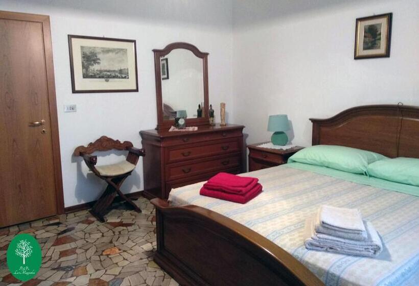 غرفة قياسية حمام مشترك, B&b La Magnolia