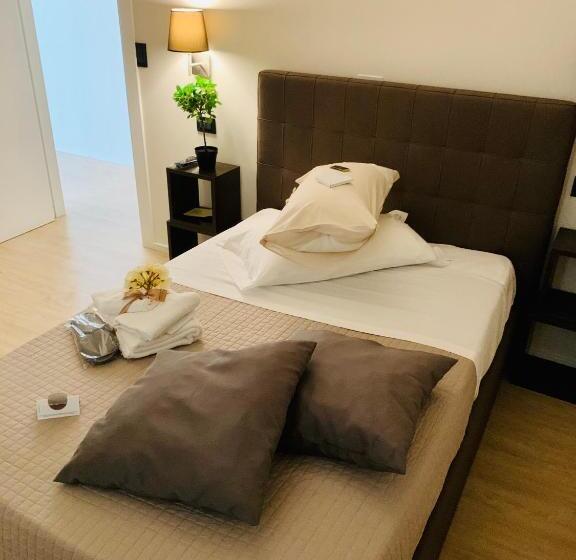 غرفة قياسية فردية, Nontiscordardime