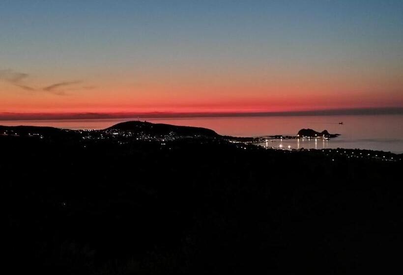 스탠다드 발코니 룸 바다 전망, Tre Castelli