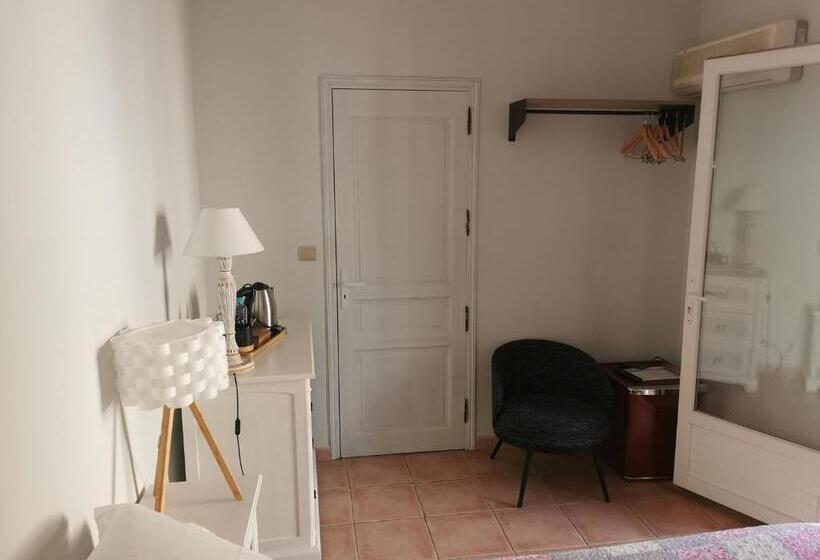 스탠다드 룸 가든 전망, Tre Castelli