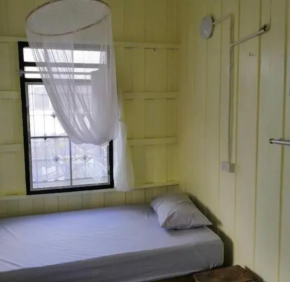 اتاق استاندارد یک تخته با سرویس بهداشتی مشترک, Orchid Guest House
