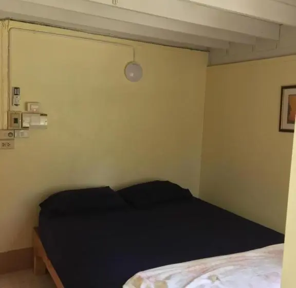 اتاق استاندارد, Orchid Guest House
