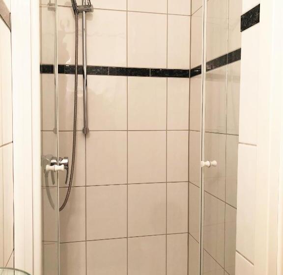 اتاق استاندارد سه نفره, Svg Hotel Diversi