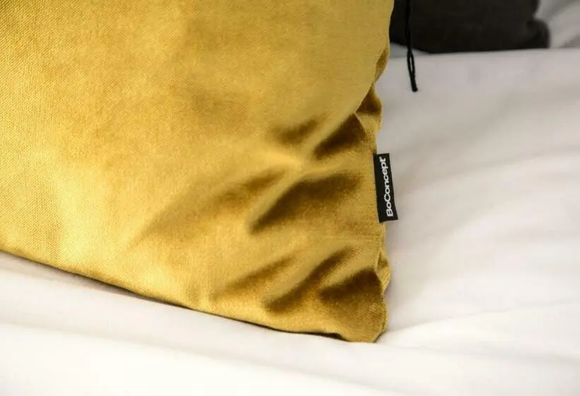 キングサイズベッドのデラックスルーム, The Hugo   Hotel Concept Canterbury