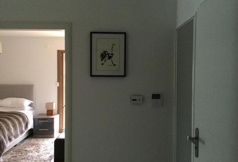 ２ベッドルームアパートメント, Les 4 Elements