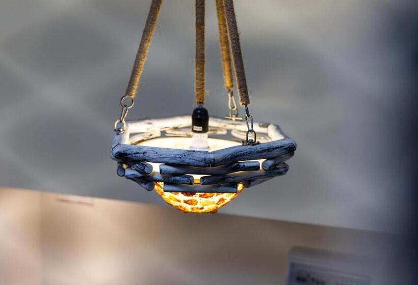 חדר משפחתי, Casa Casa