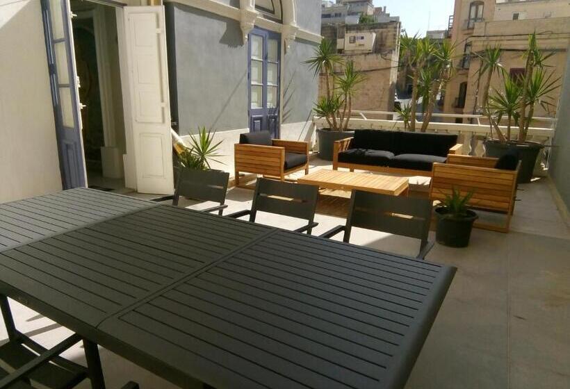 سوییت لوکس, Sliema La Loggia Suites