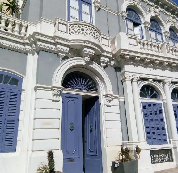 سوییت لوکس, Sliema La Loggia Suites