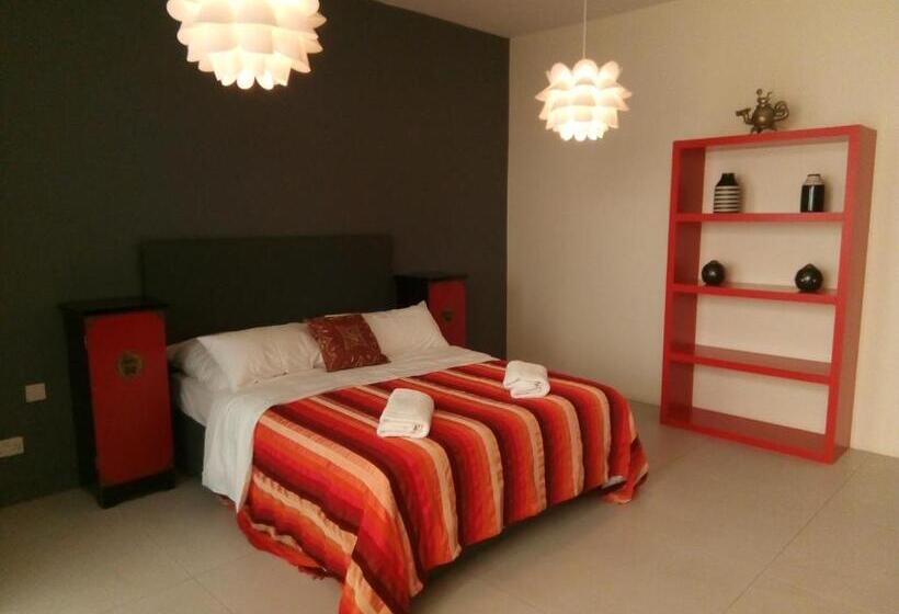 سوییت لوکس, Sliema La Loggia Suites