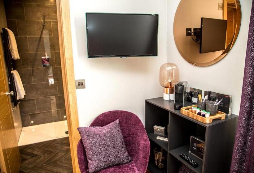חדר דלוקס, The Hugo   Hotel Concept Canterbury