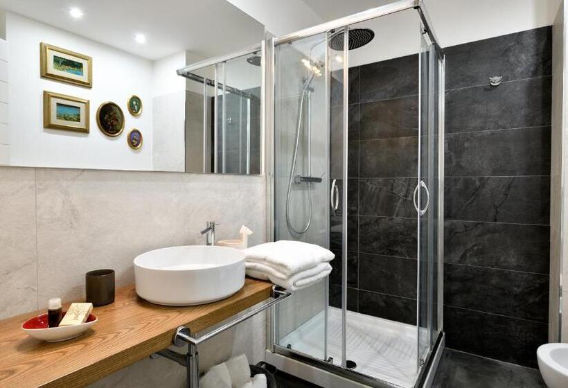 Standard room with outdoor bath, Lughia