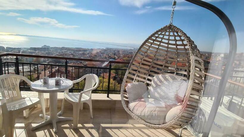 اتاق استاندارد, Sea View Hills