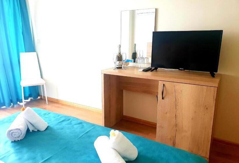 اتاق استاندارد با بالکن و چشم‌انداز دریا, Sea View Hills