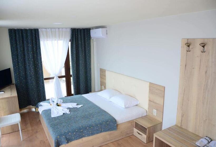 سوییت خانوادگی, Sea View Hills