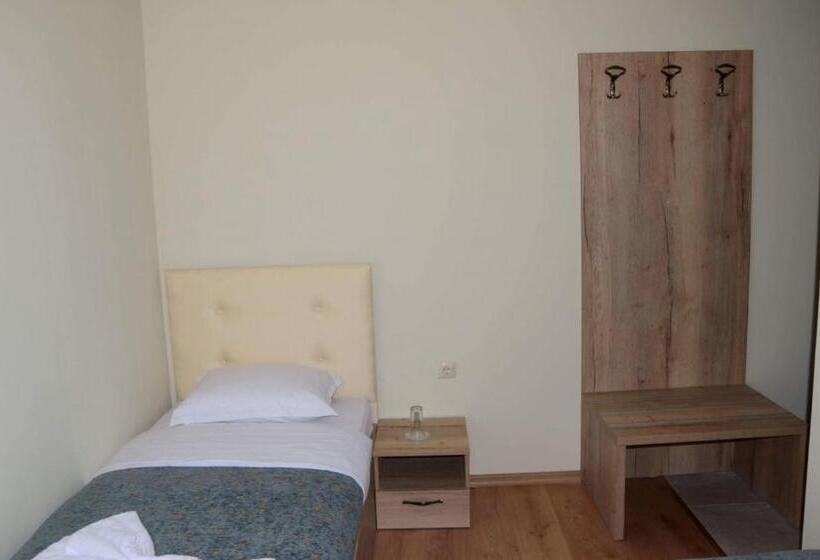 Семейный Номер, Sea View Hills