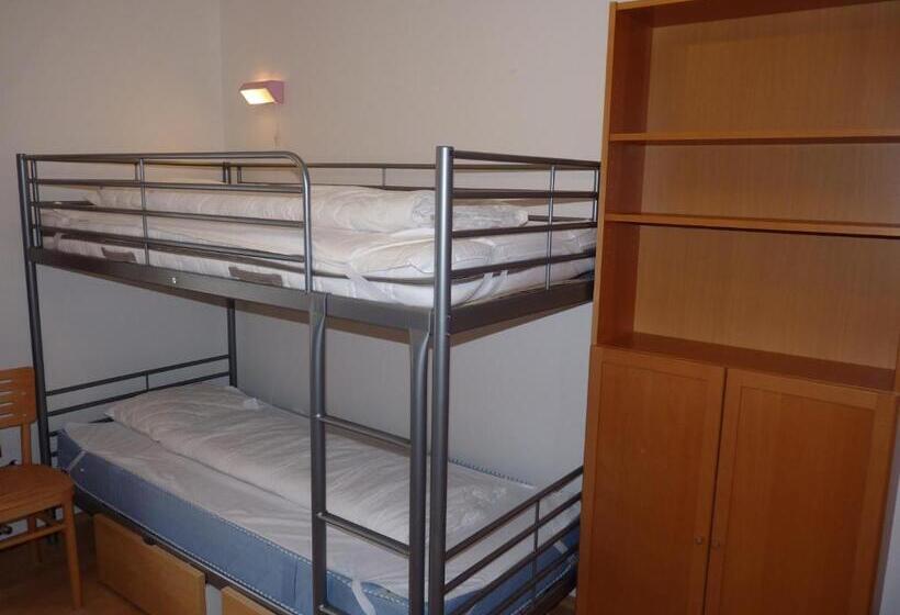 شقة 3 غرف, Skiresort Pec Poustevnik