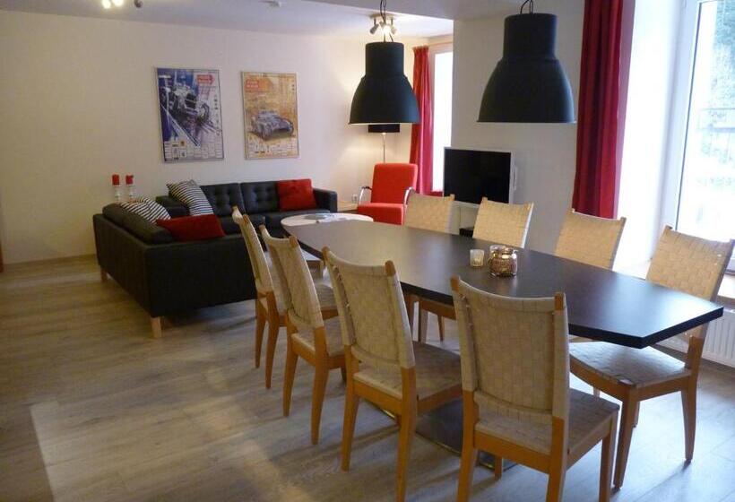 شقة 3 غرف, Skiresort Pec Poustevnik