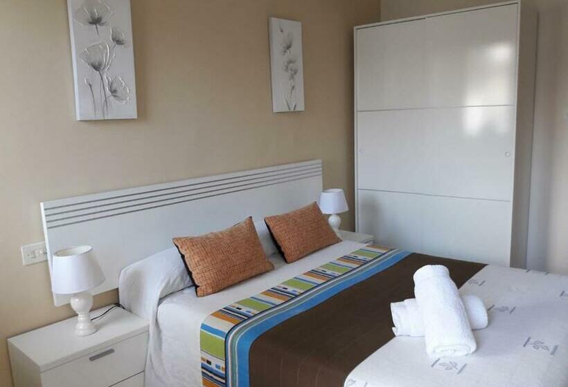 Quarto Estandar com Sacada, Albergue Agarimo