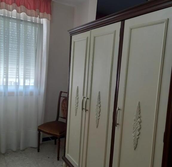 Quarto Estandar Banheiro Compartilhado, Albergue Agarimo