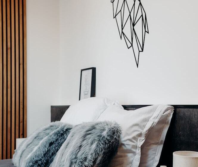 חדר דלוקס, La Villa D Hélène 2   Chambres D Hôtes Bnb Et Appartements   Cluses