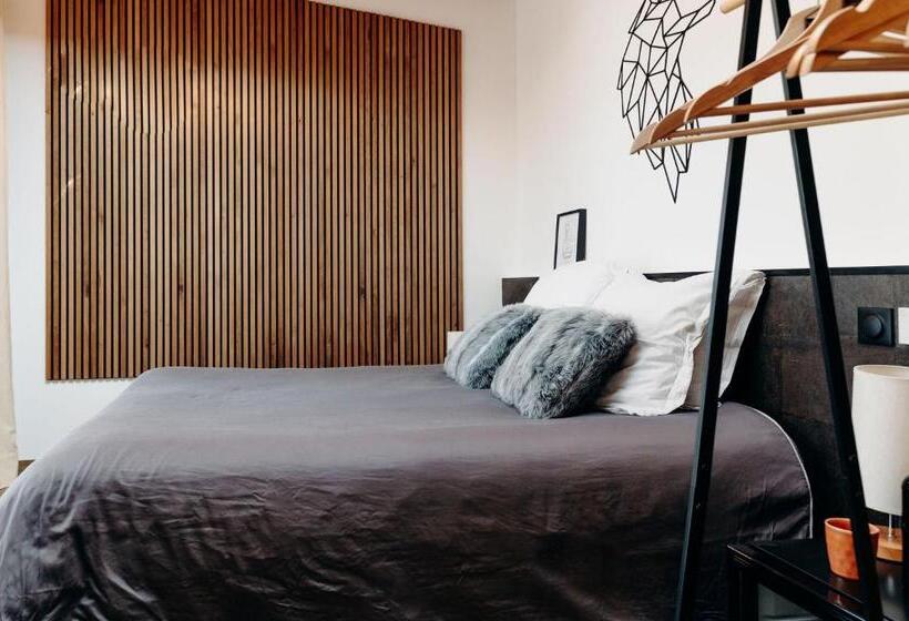 חדר דלוקס, La Villa D Hélène 2   Chambres D Hôtes Bnb Et Appartements   Cluses