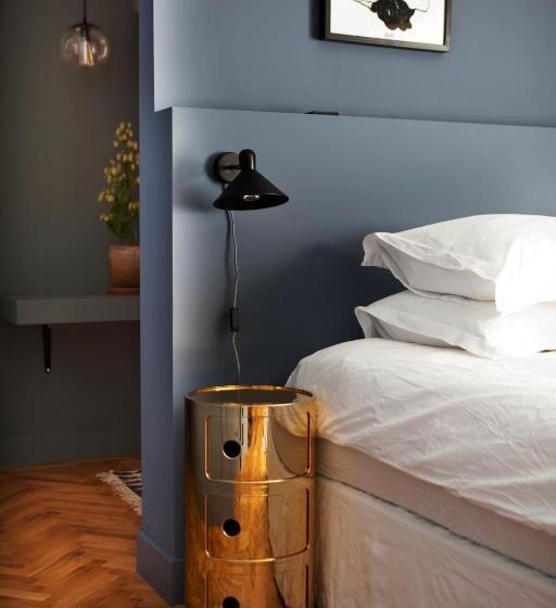 اتاق لوکس, Suite No 7