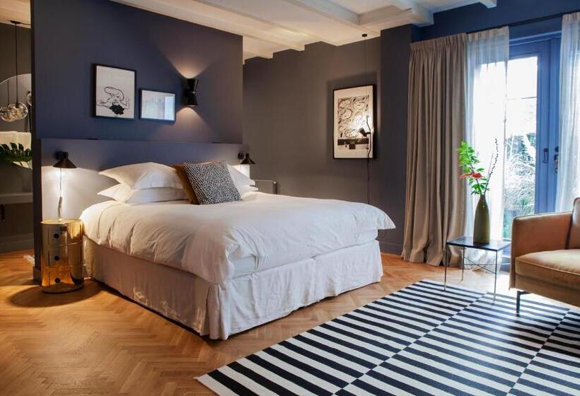 اتاق لوکس, Suite No 7