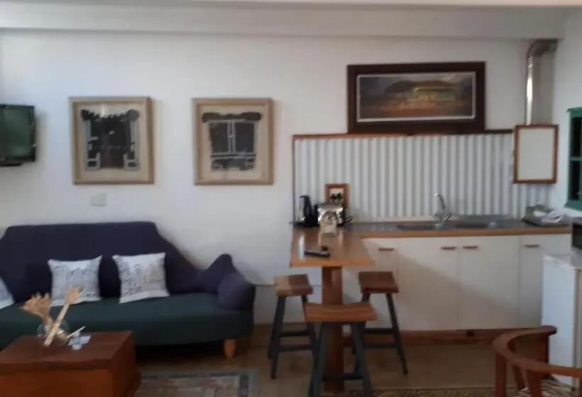 デラックスルーム, Rhus Cottage