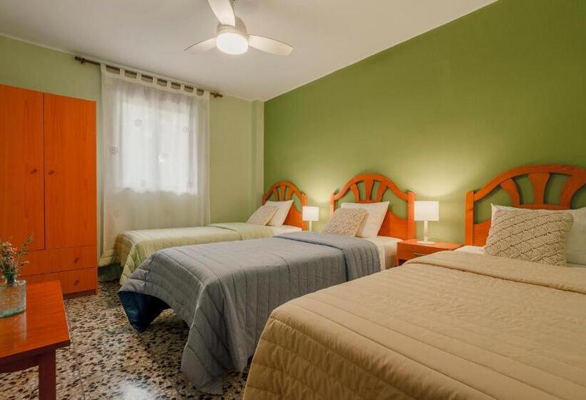 חדר קלאסי לשלושה, Eco Hotel Aire De Monte