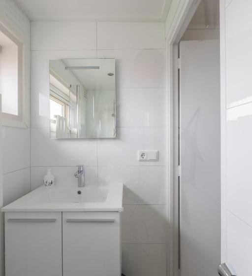 スタンダードルーム, B&b Binisa