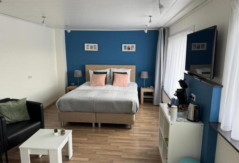 バルコニー付きデラックスルーム, B&b Binisa