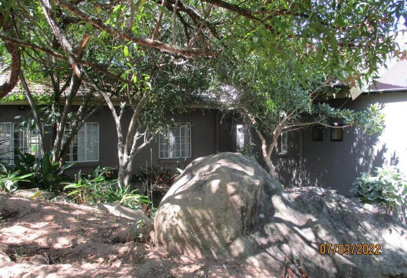 شقة غرفة نوم واحدة بالطابق الأرضى, Leopard Tree Retreat