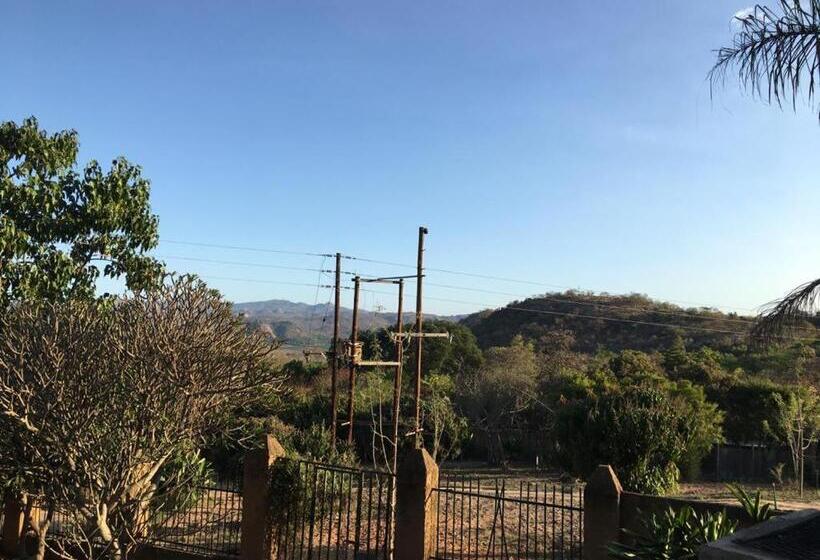침실 1개 발코니 아파트, Leopard Tree Retreat
