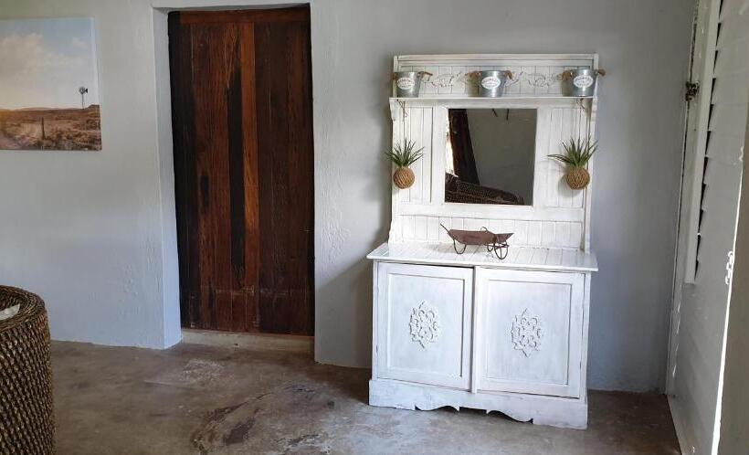 בקתת חדר, Leopard Tree Retreat