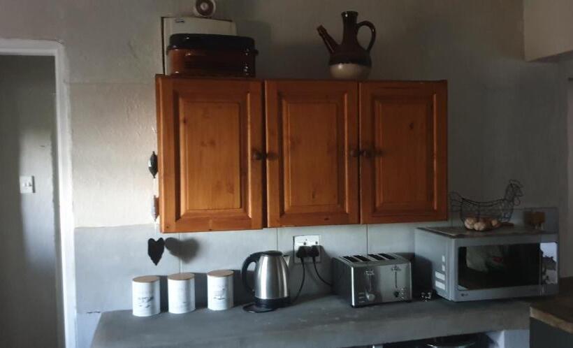 בקתת חדר, Leopard Tree Retreat