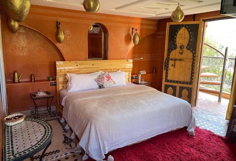 デラックスの4人部屋, Dar Rihana Dadès