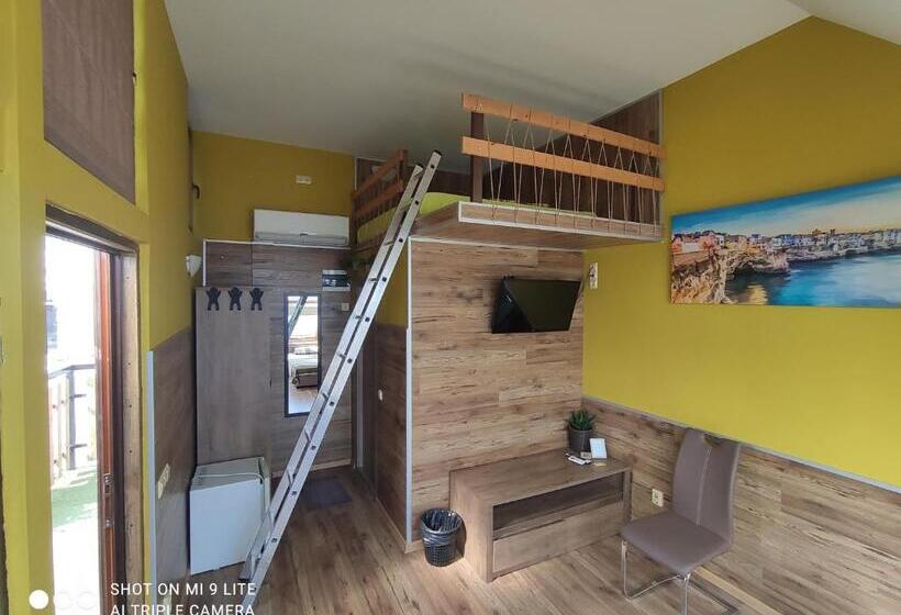 オーシャンビューファミリールーム, Hemingway Rooms In Happy Beach