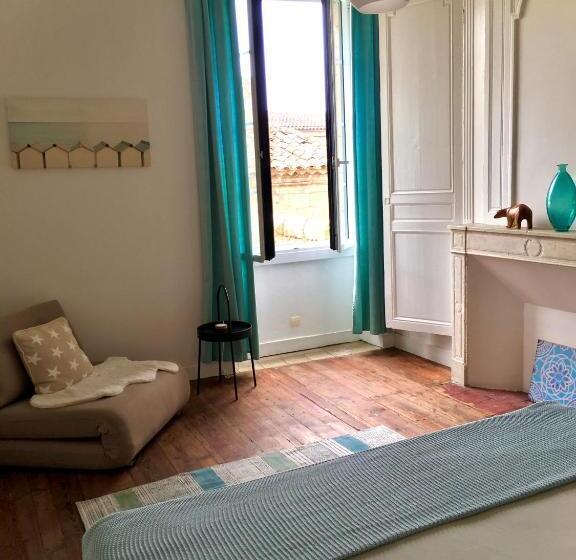 חדר סטנדרט נוף לבריכה, Maison De Maître Elegia