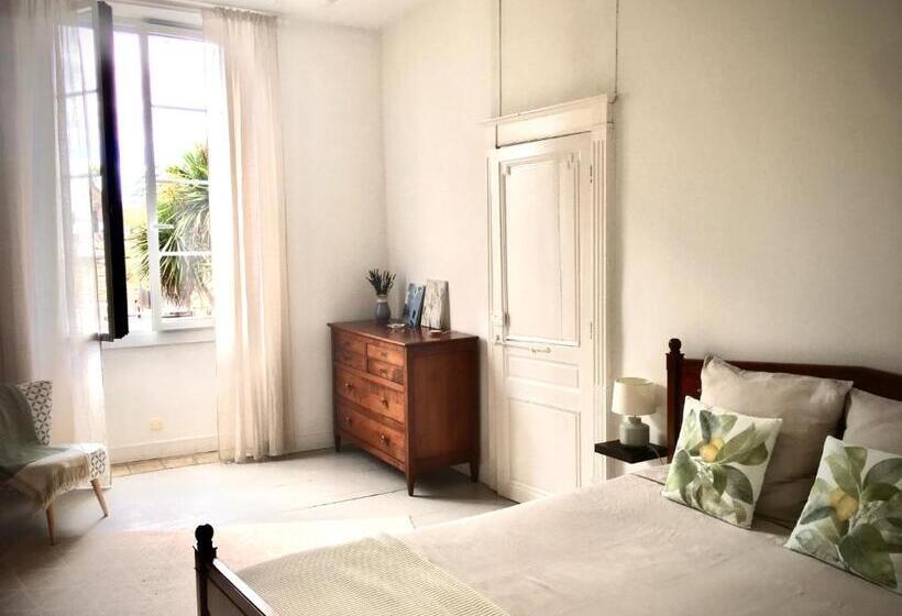 חדר סטנדרט נוף לבריכה, Maison De Maître Elegia