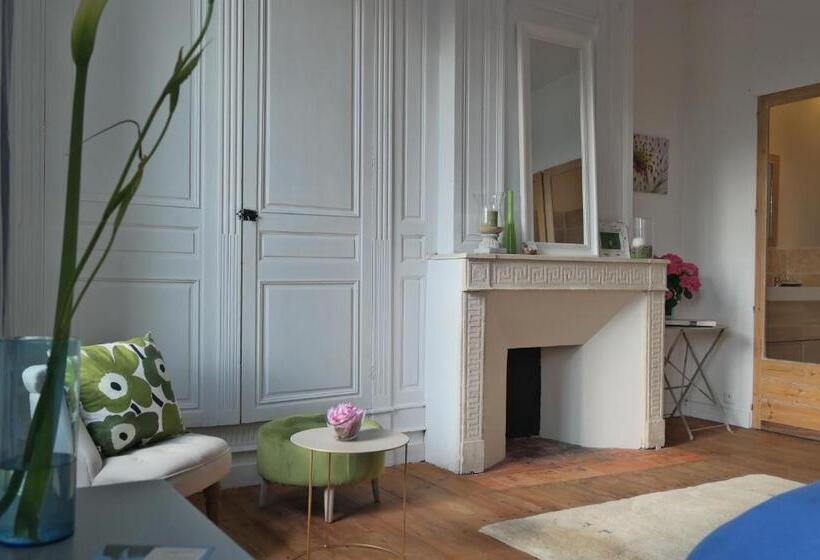 Номер Deluxe, Maison De Maître Elegia