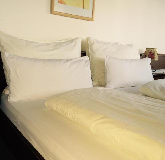 Номер Стандарт с Балконом, Gasthof Tischlerwirt