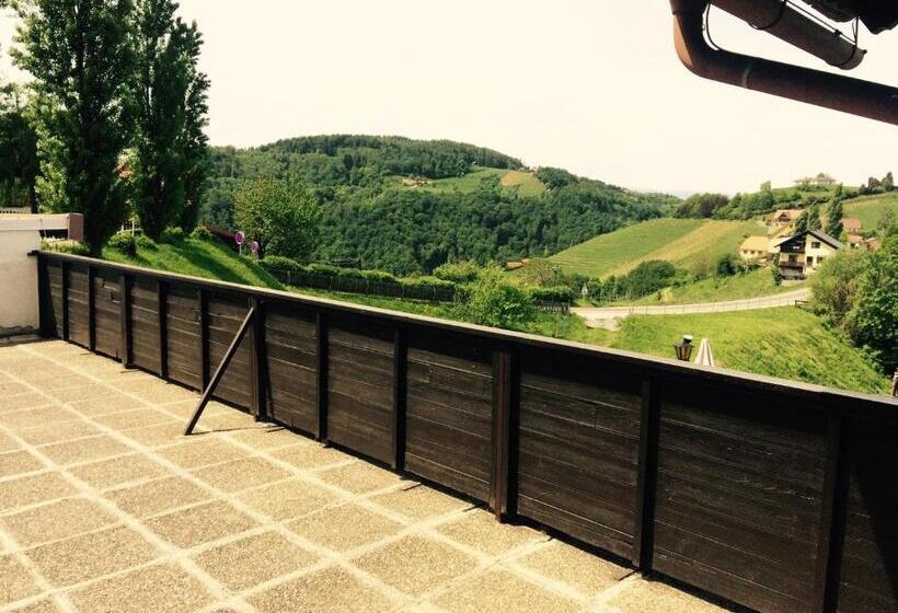 Номер Стандарт с Балконом, Gasthof Tischlerwirt