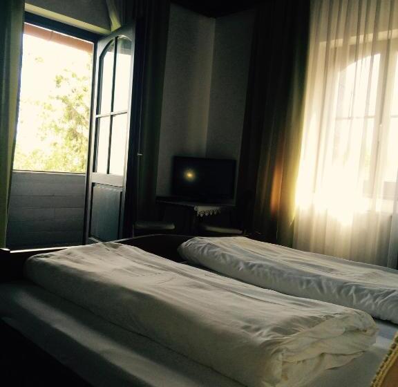 Номер Стандарт с Балконом, Gasthof Tischlerwirt