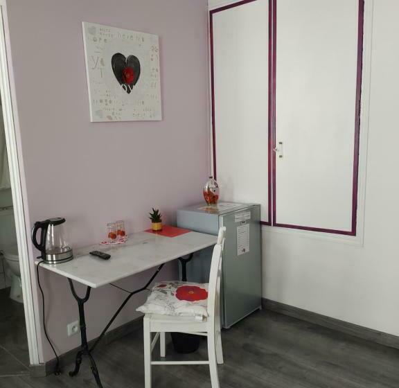 デラックスルーム, Les Coquelicots