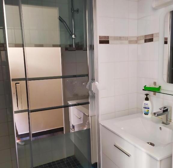 スタンダードルーム, Les Coquelicots