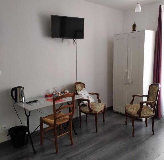 スタンダードルーム, Les Coquelicots