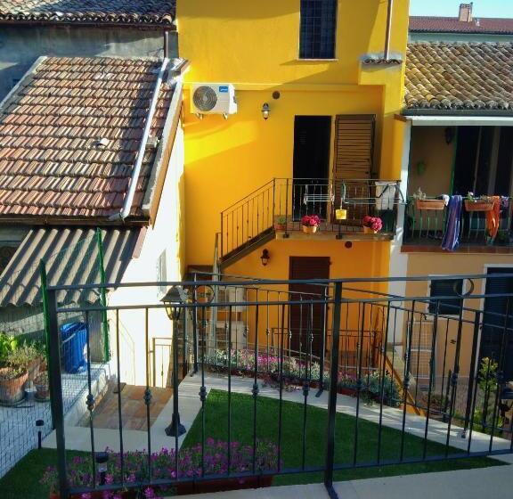 חדר לארבעה סטנדרטי עם נוף לגינה, La Piana Affittacamere